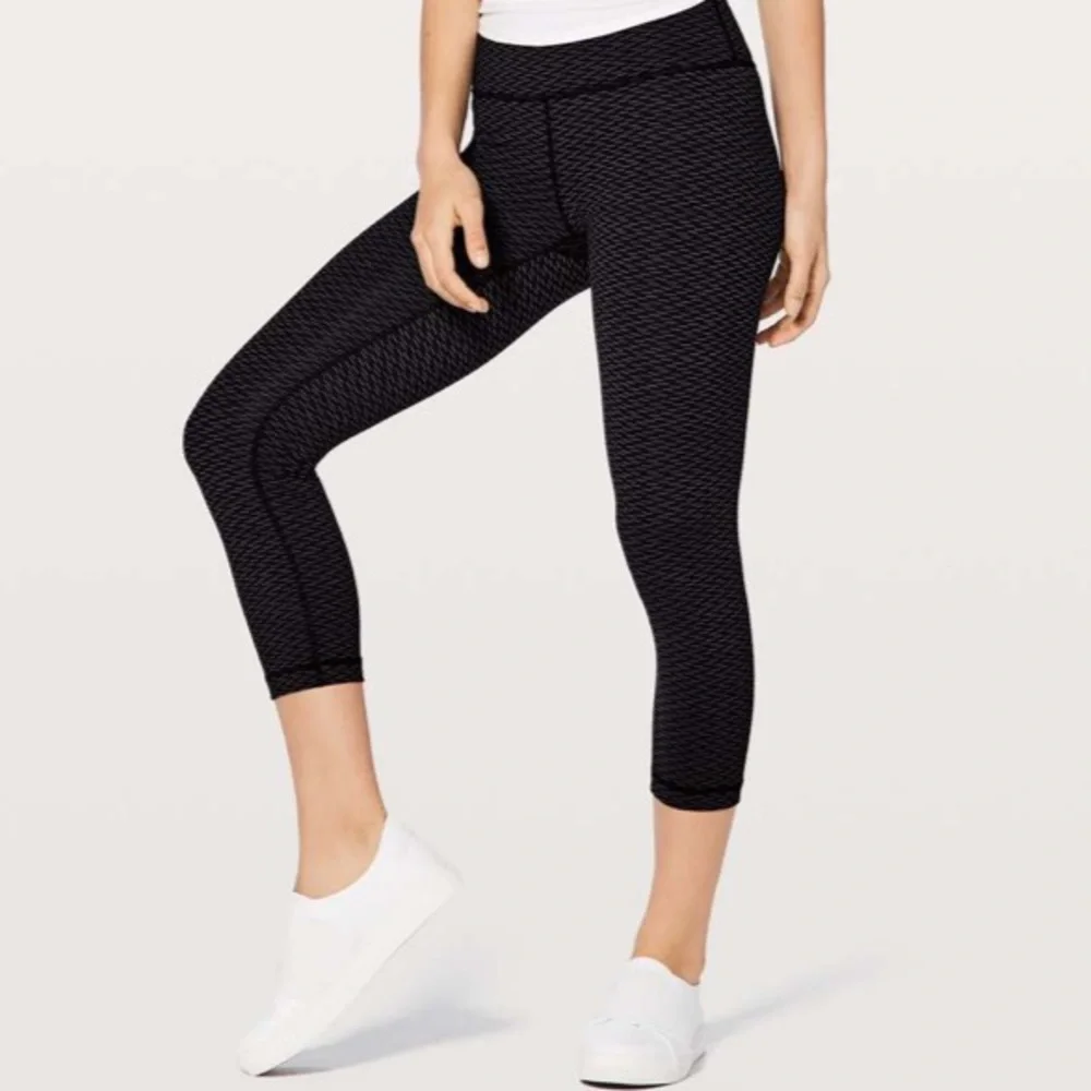 lululemon athletica Wunder Under Score Jacquard Black Cropped High Rise Leggings